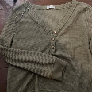 Green sweater top